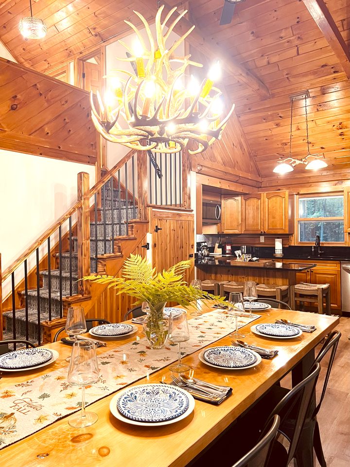 Charming Log Cabin with Hot Tub and Fireplace Minutes from Gore Ski Resort in New York