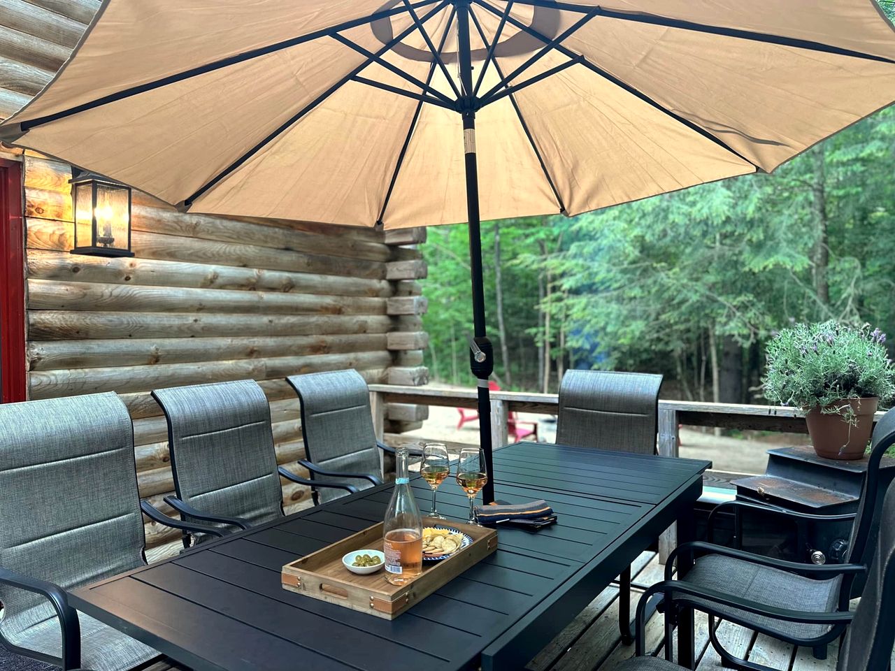 Deer Trail Lodge in North Creek, NY