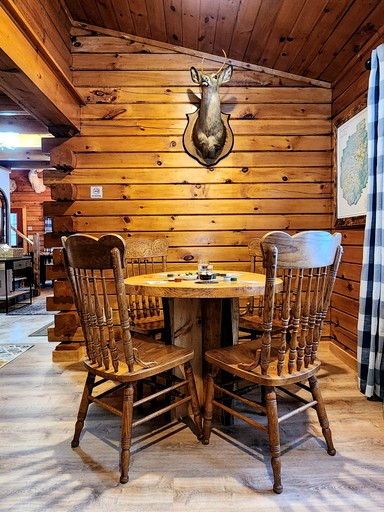 Cabins (United States of America, North Creek, New York)