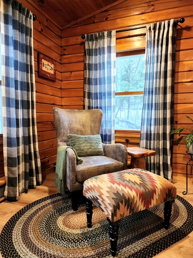 Cabins (United States of America, North Creek, New York)