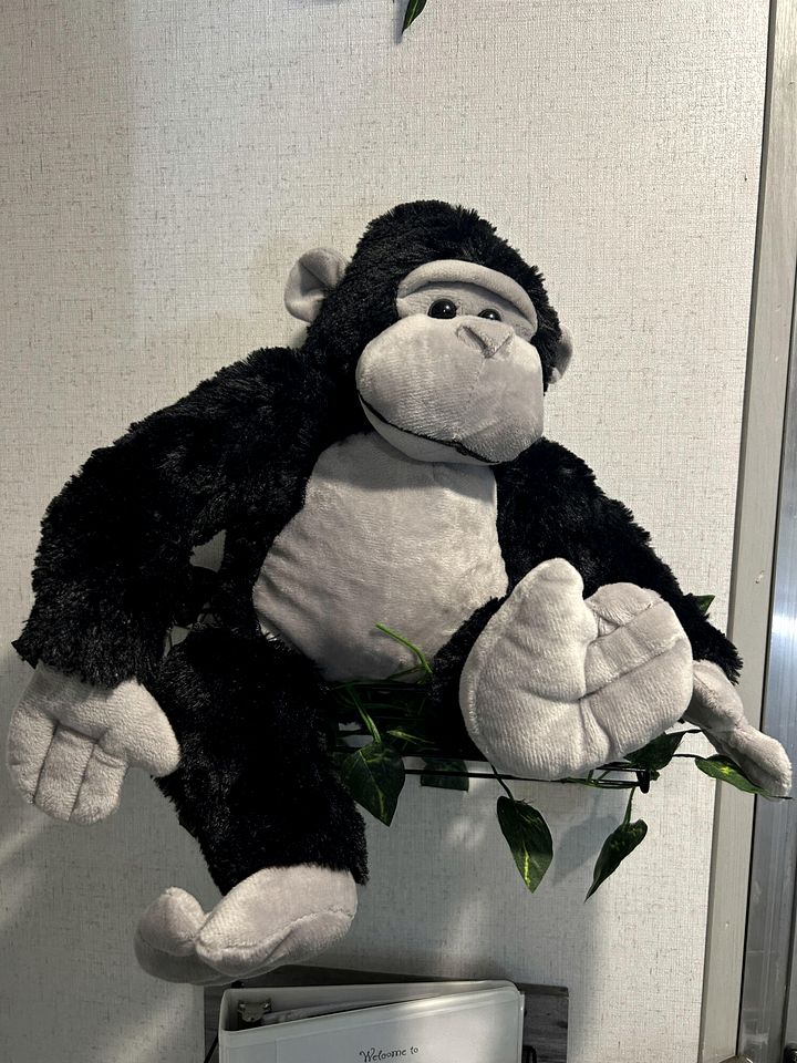 Unique Jungle-Style Glamping RV with 8-Foot Suspended Tree Tent near Creek Trails in Forestburg, Texas