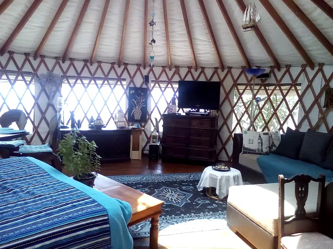 Yurts (Kalamata, Peloponnese, Greece)