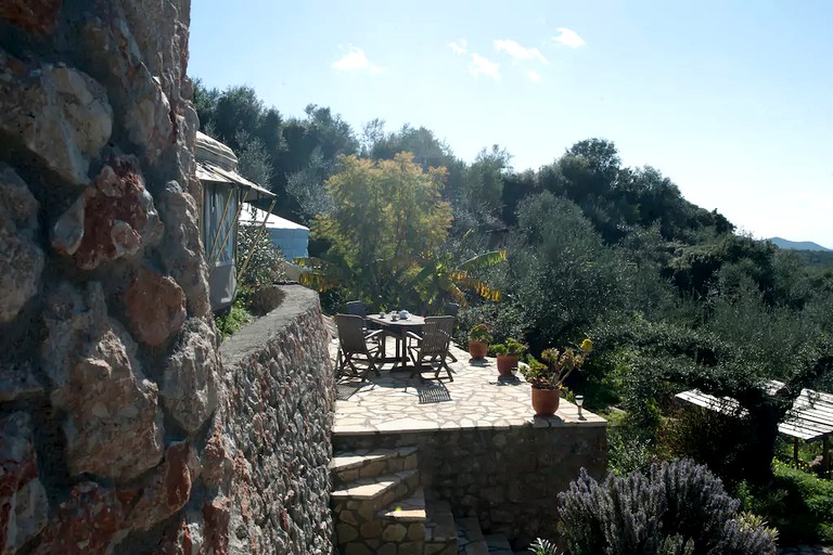 Yurts (Kalamata, Peloponnese, Greece)