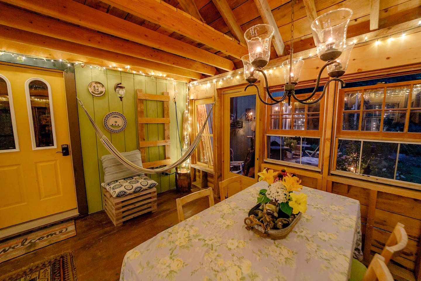 Cozy Treehouse with Sauna in Hardwick, VT