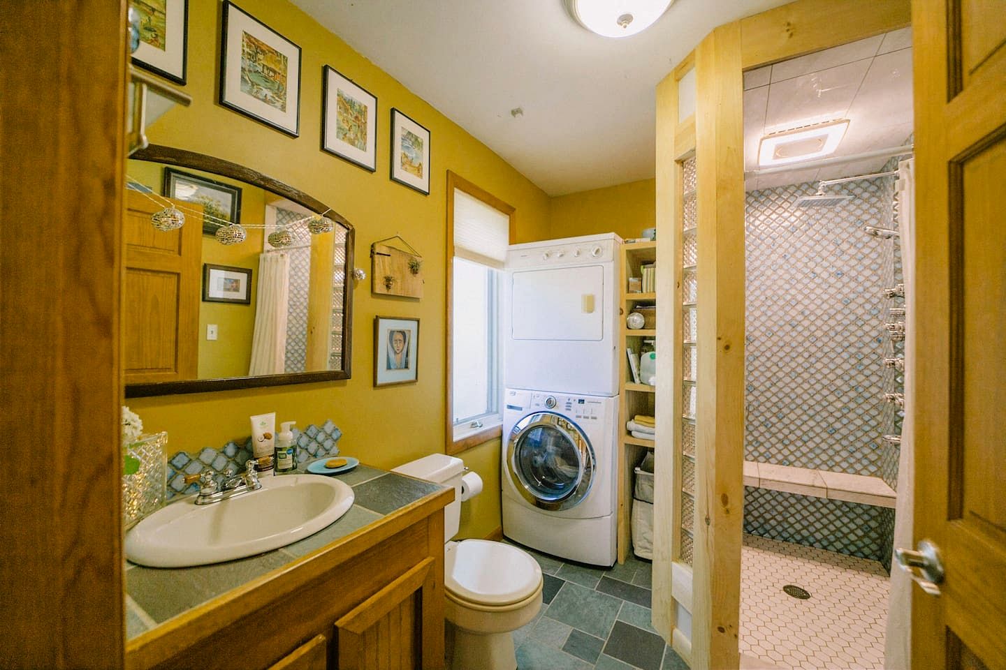 Cozy Treehouse with Sauna in Hardwick, VT