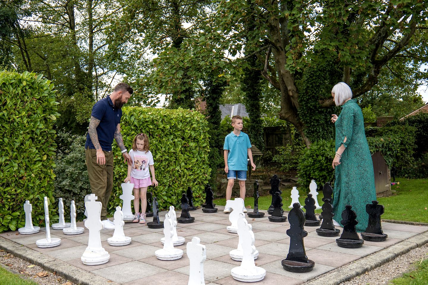 Family-Friendly Glamping Hive with Modern Amenities near Croston, England