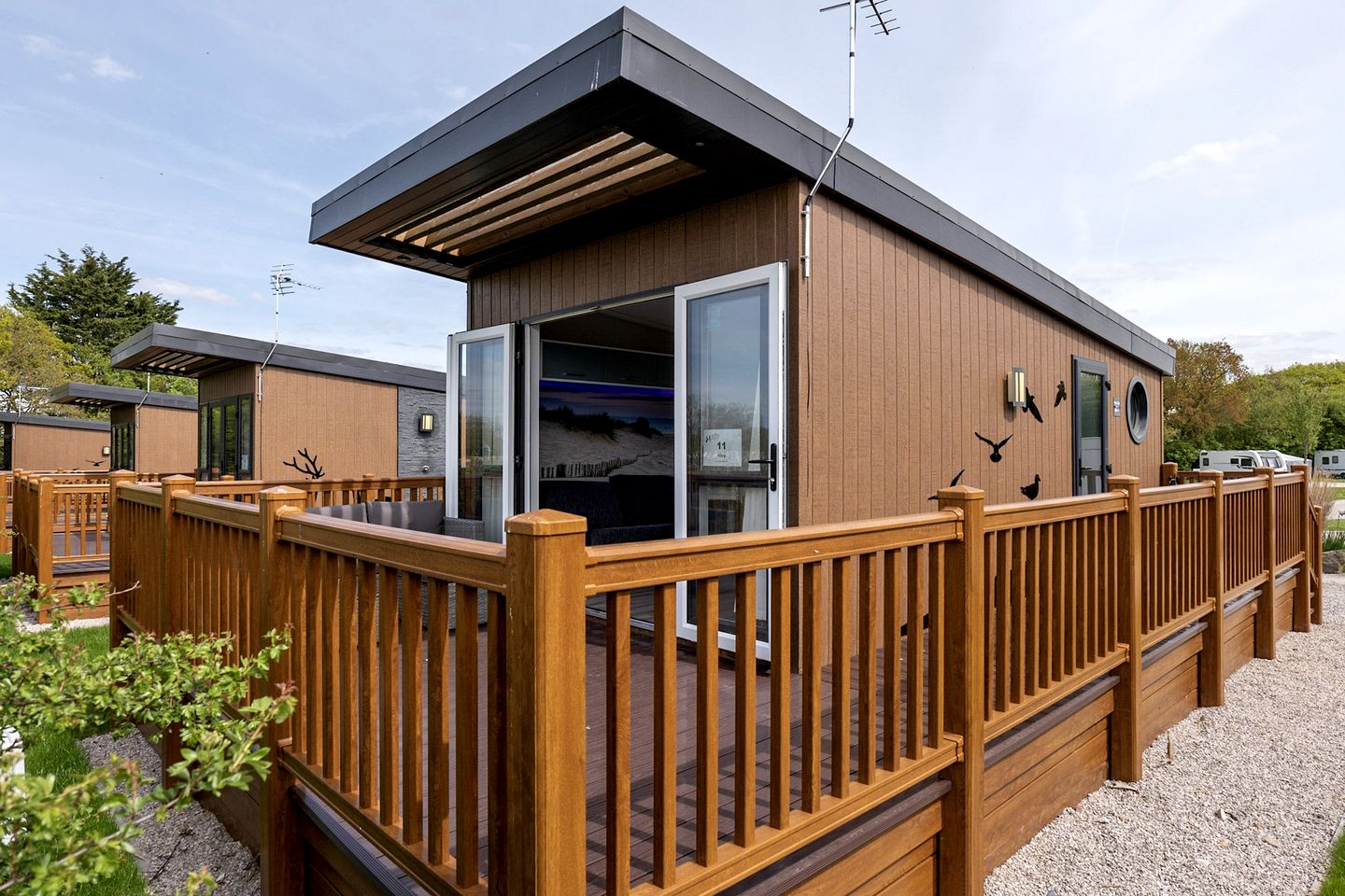 Cosy Glamping Hive with Decking & Family-Friendly Amenities Near Croston, England