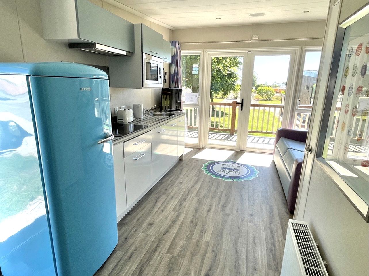 Cosy Glamping Hive with Decking & Family-Friendly Amenities Near Croston, England