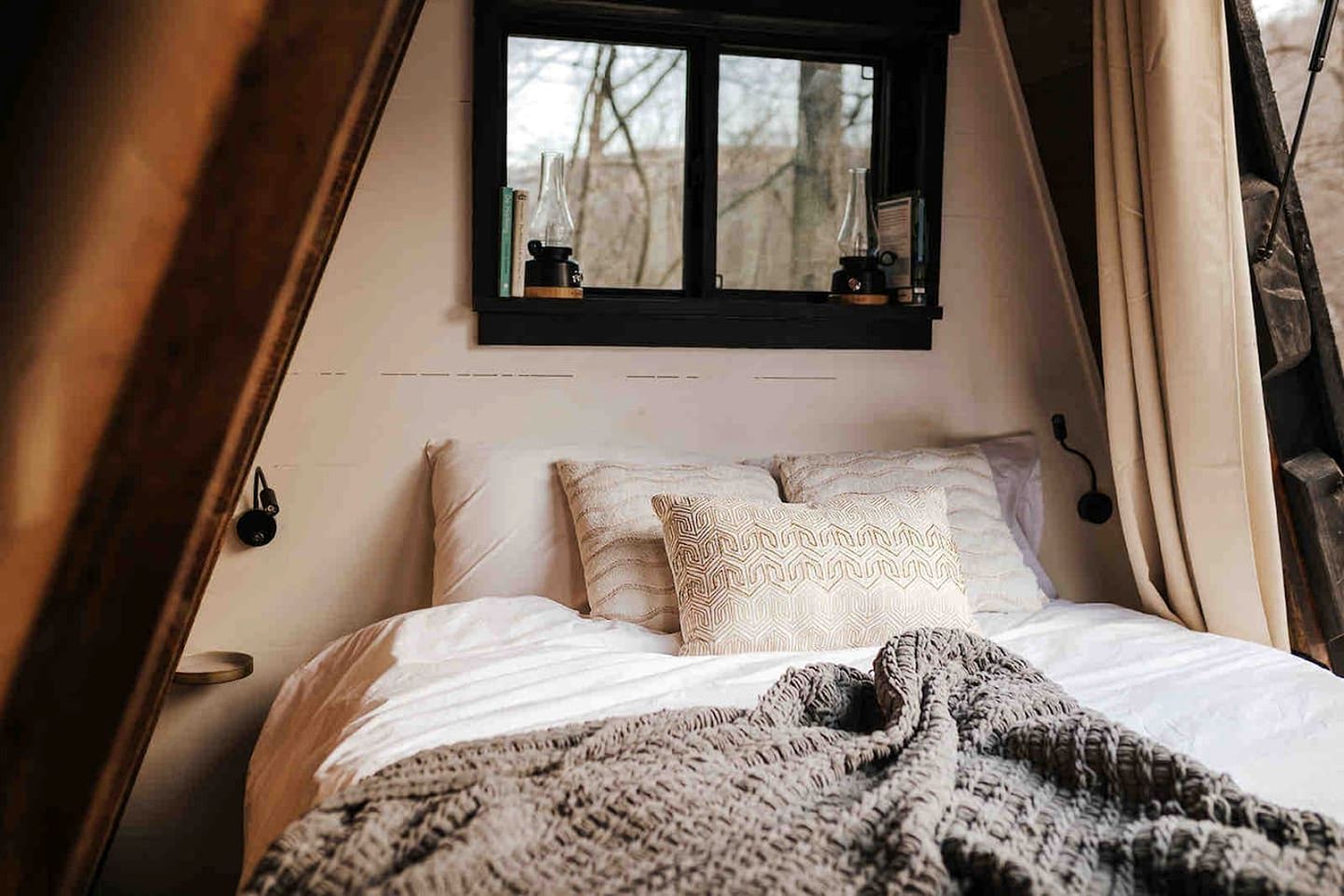 Secluded Off-Grid A-Frame Cabin with Creek Access near Abrams Creek, West Virginia