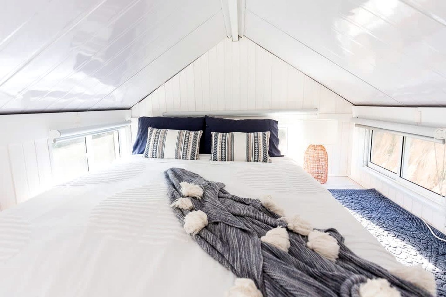 Serene Tiny House Rental Ideal for Glamping in NSW