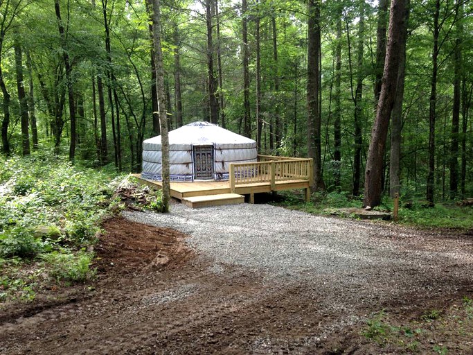 Yurts (Robbinsville, North Carolina, United States)