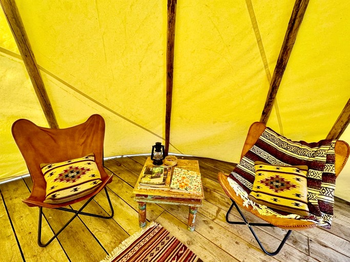 Tipis (United States of America, San Cristobal, New Mexico)