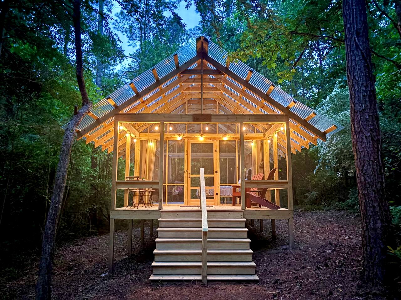 Peaceful Off-Grid Screenhouse Getaway on a Farm near Kerr Lake North Carolina