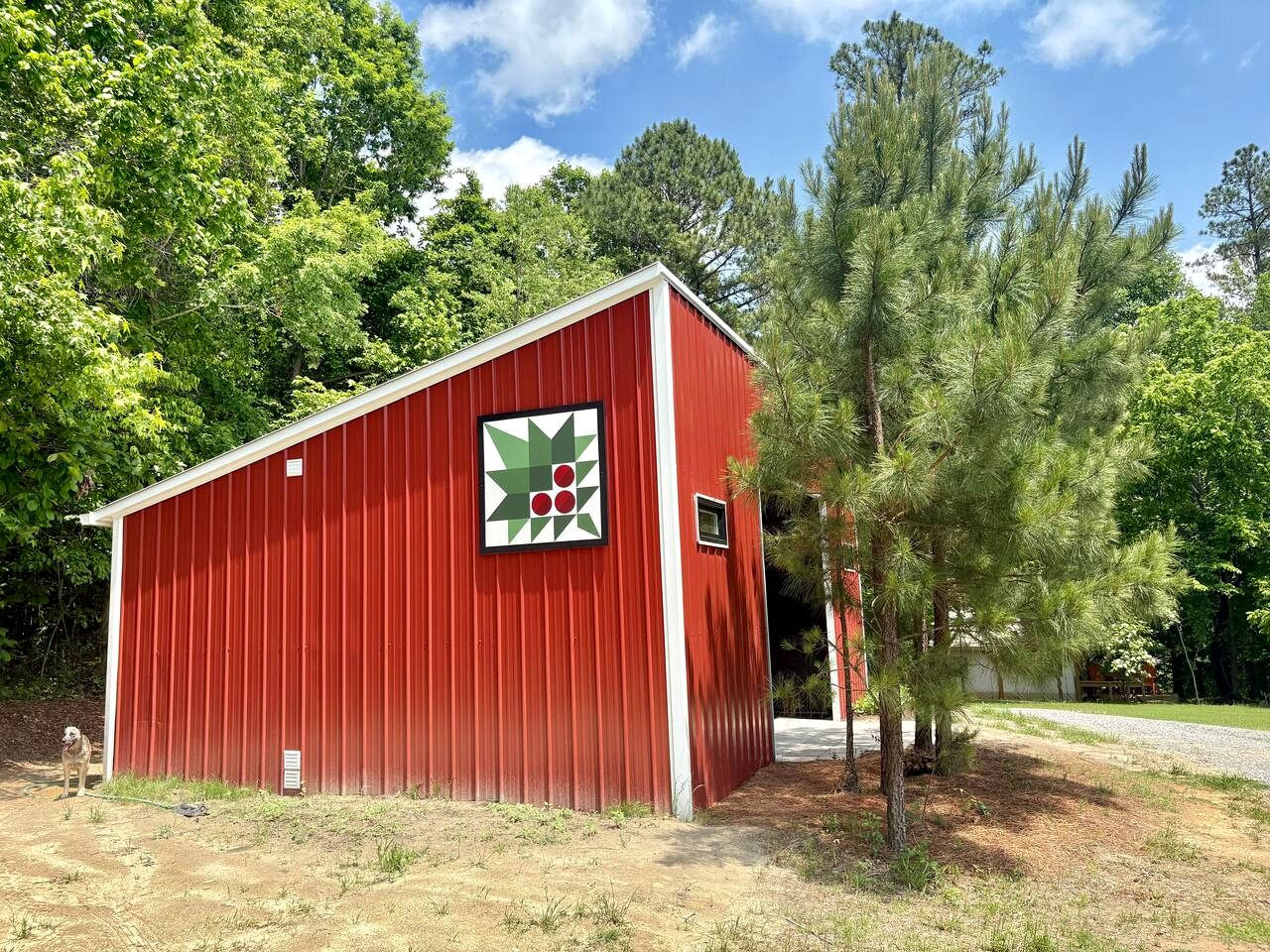 Peaceful Off-Grid Screenhouse Getaway on a Farm near Kerr Lake North Carolina