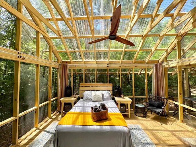 Rustic Glamping Screenhouse with Clear Roof and Farm Views near Kerr Lake, Henderson, NC