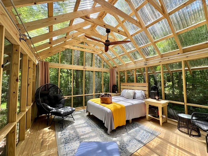 Vacation Rentals (United States of America, --, --)