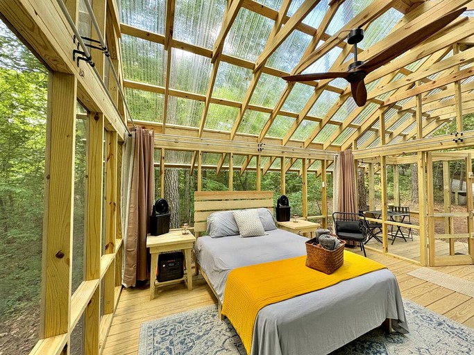 Vacation Rentals (United States of America, --, --)