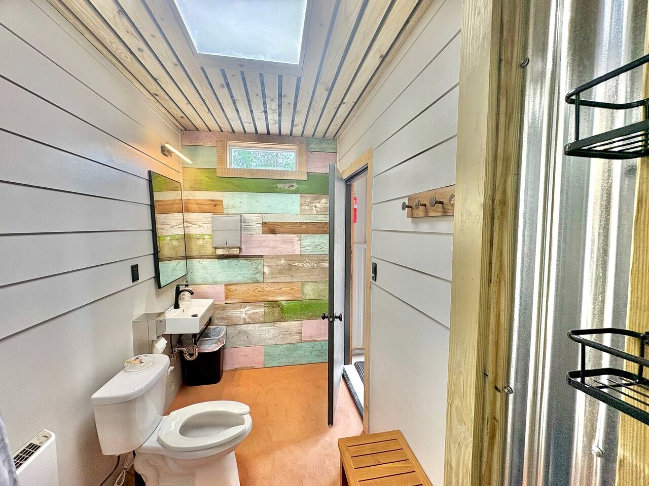 Rustic Glamping Screenhouse with Clear Roof and Farm Views near Kerr Lake, Henderson, NC