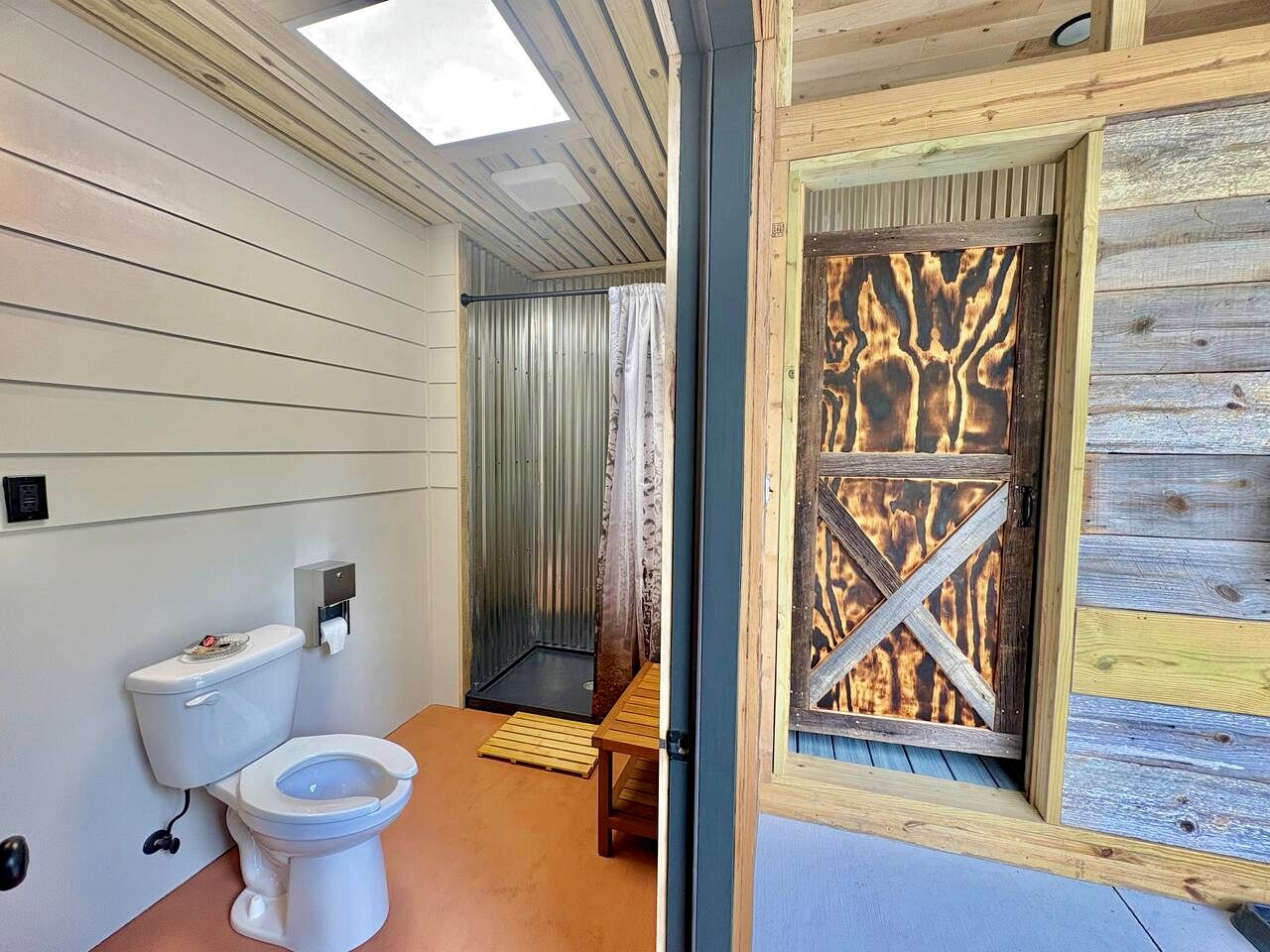 Rustic Glamping Screenhouse with Clear Roof and Farm Views near Kerr Lake, Henderson, NC