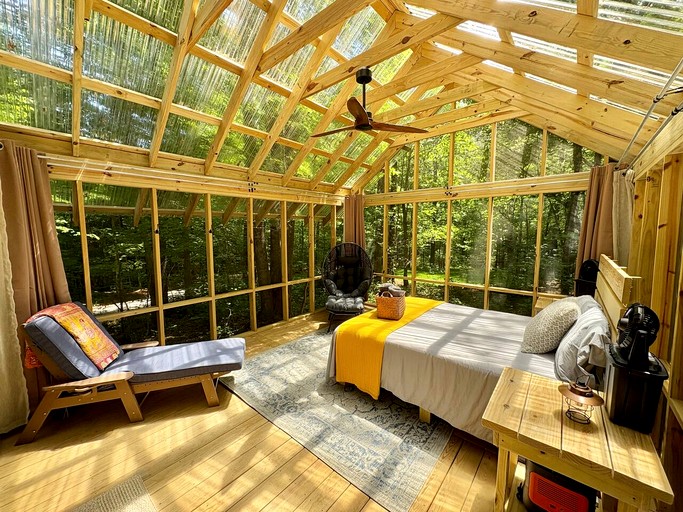 Vacation Rentals (United States of America, --, --)