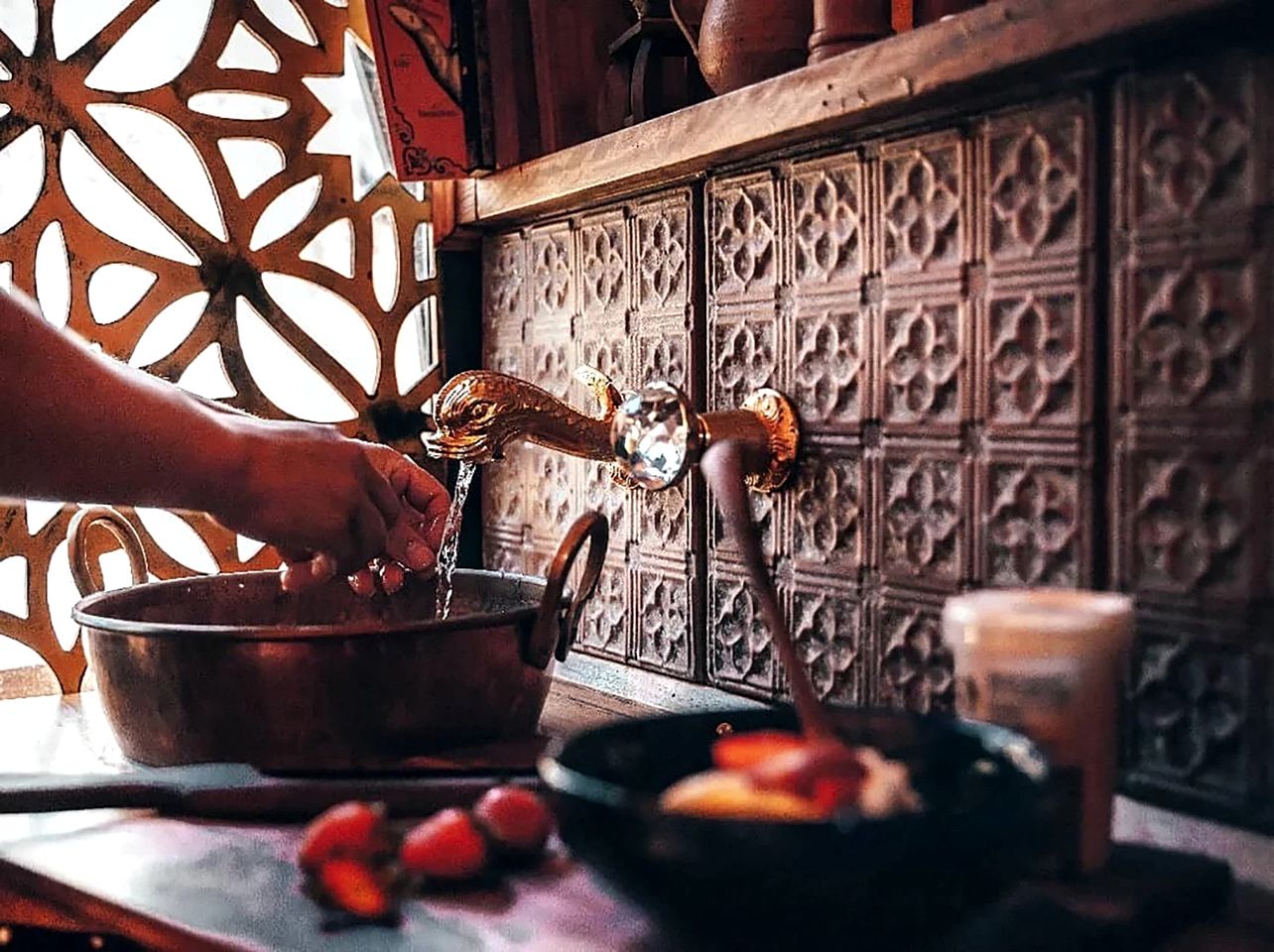 Romantic Glamping Getaway for Two: Charming Wagon in Boneo near Cape Schanck, Victoria