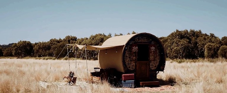 Vacation Rentals (Australia, --, --)