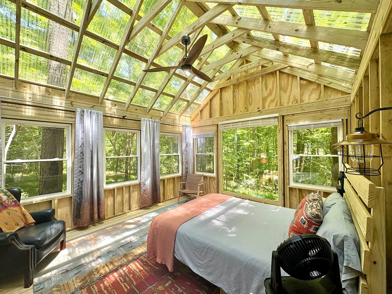 Peaceful Glamping Cabin with Clear Roof near Kerr Lake in Henderson, NC