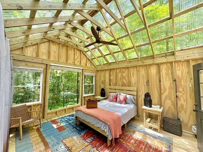 Vacation Rentals (United States of America, --, --)