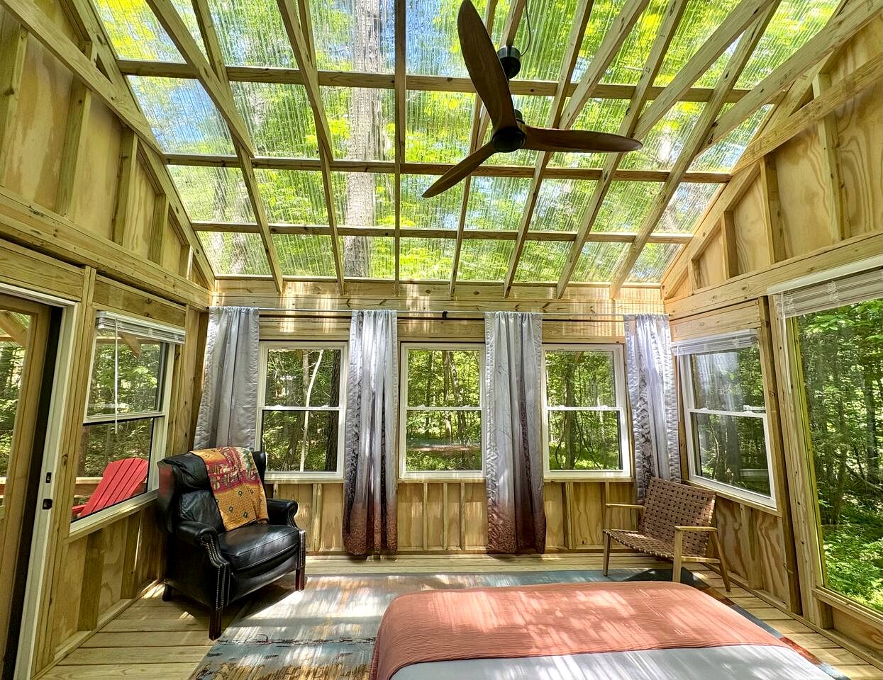 Peaceful Glamping Cabin with Clear Roof near Kerr Lake in Henderson, NC