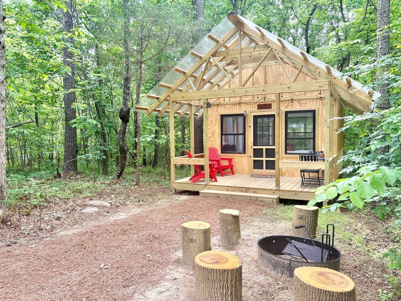 Peaceful Glamping Cabin with Clear Roof near Kerr Lake in Henderson, NC