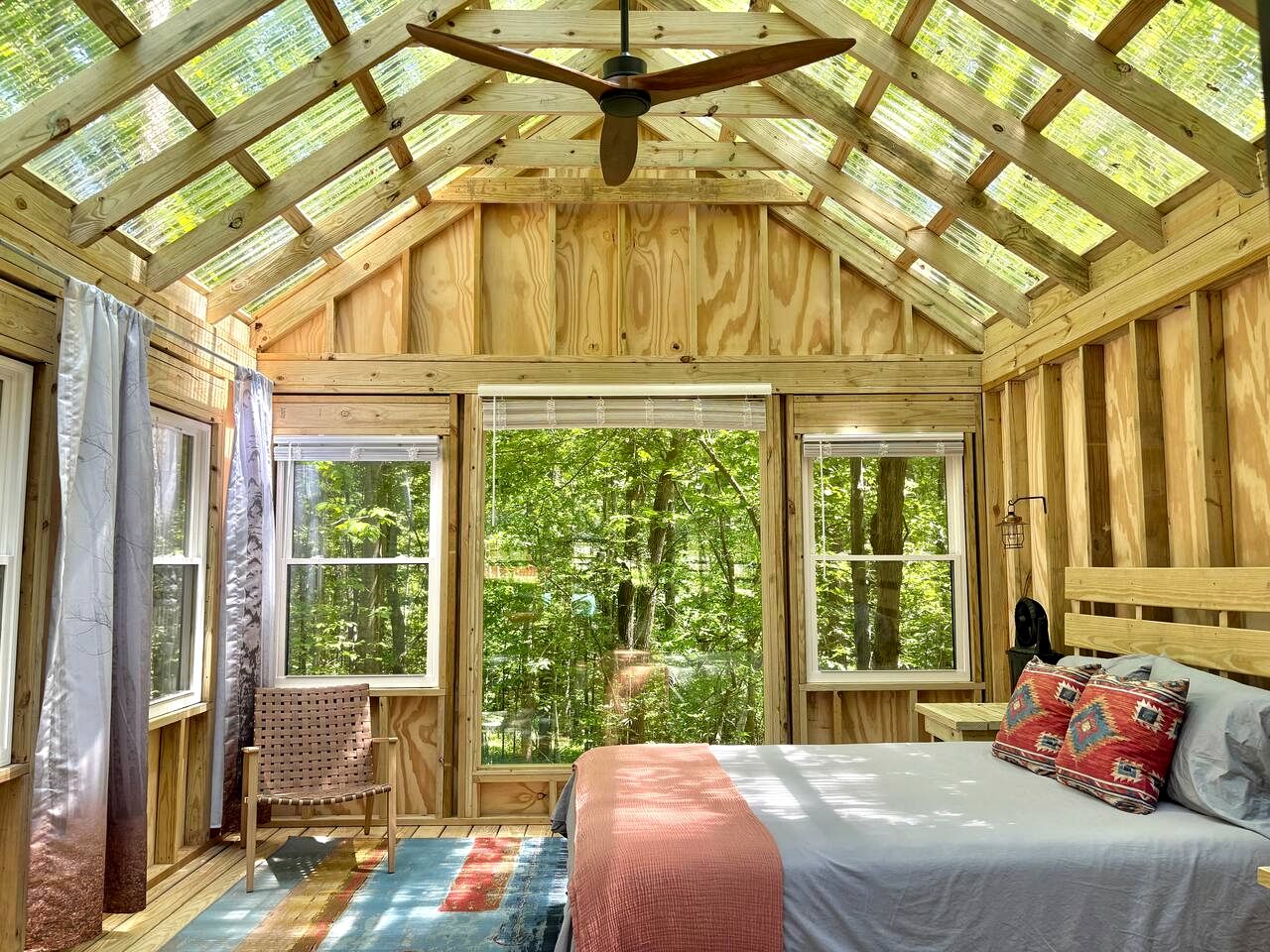 Peaceful Glamping Cabin with Clear Roof near Kerr Lake in Henderson, NC