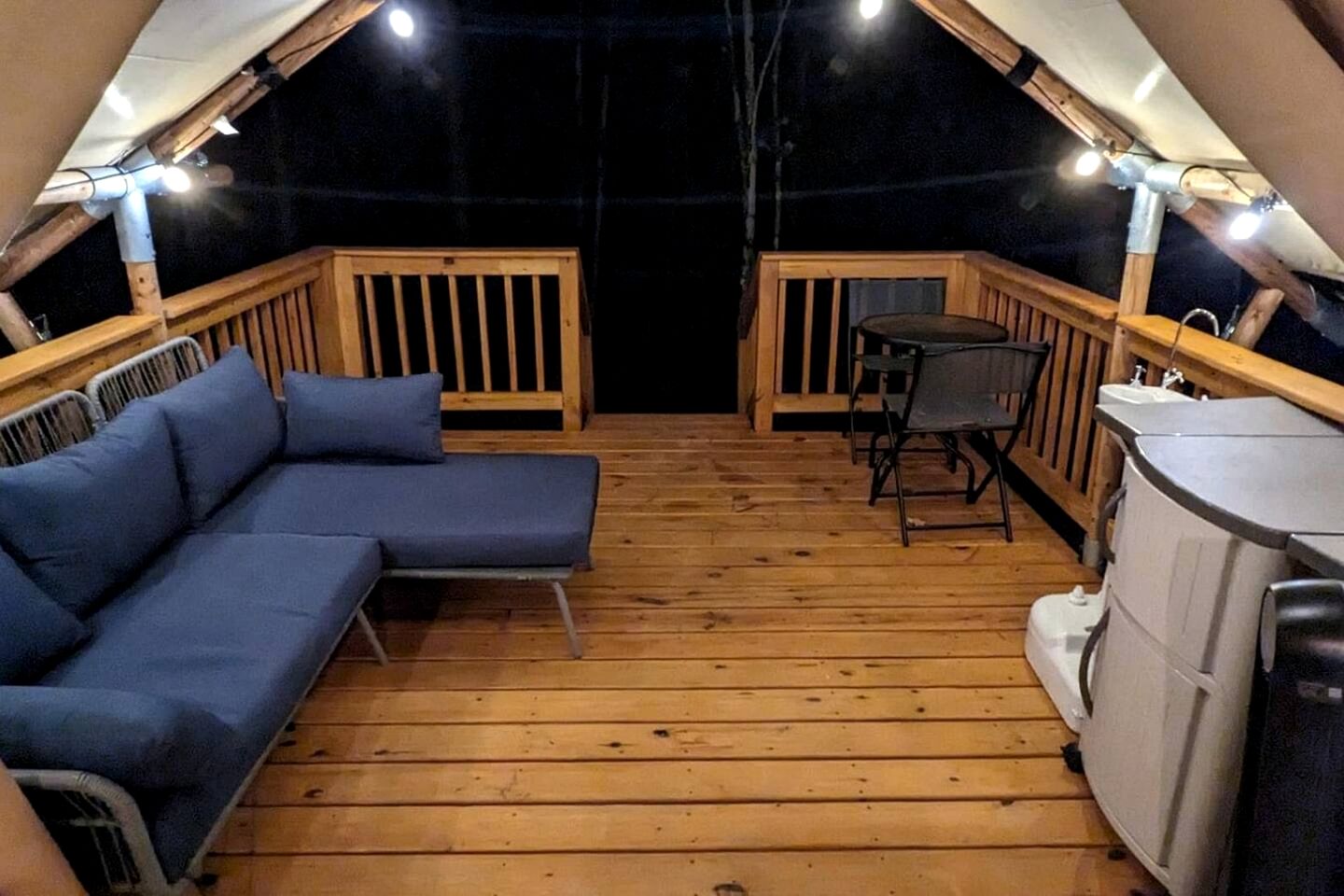 Secluded Off-Grid Glamping Tent with Private Bathhouse Near The Caverns & Waterfalls – Coalmont, Tennessee