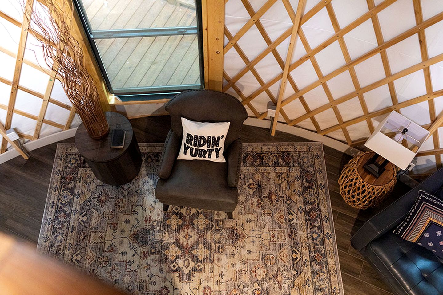 Glamping Trips near Lake Livingston, for Wonderful Escapes to Nature in Texas in this Yurt