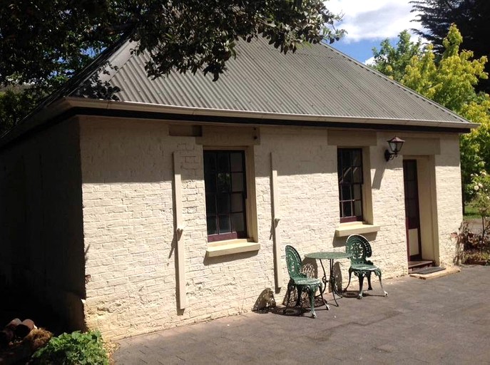 Cottages (New Norfolk, Tasmania, Australia)