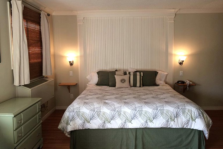 Couples Suites In Ontario Canada