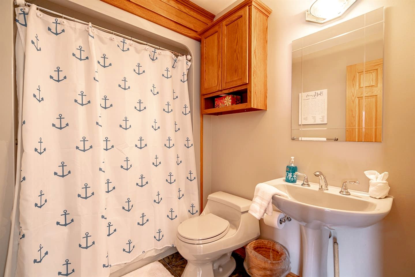 Glorious Cottage with Amazing Sights in Leamington, Ontario