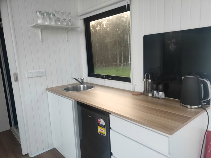 Tiny Houses (Australia, Crossover, Victoria)