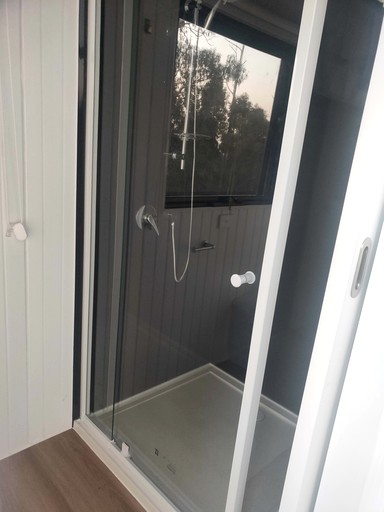 Tiny Houses (Australia, Crossover, Victoria)