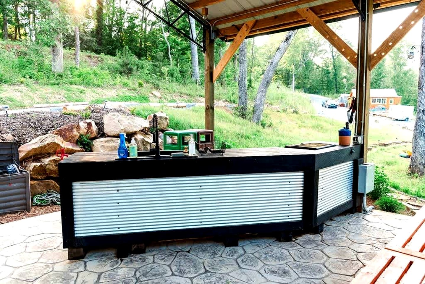 Glorious Glamping Space for Group or Family Gatherings in Tennessee's Beautiful Countryside