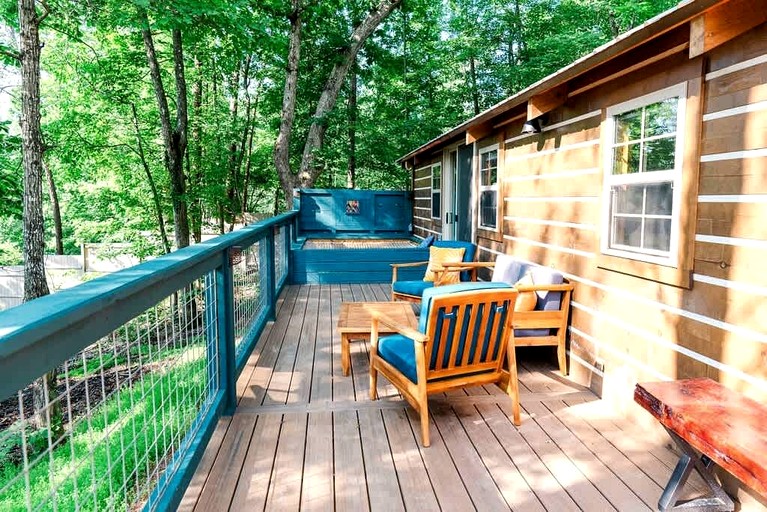 Cabins (United States of America, Chattanooga, Tennessee)