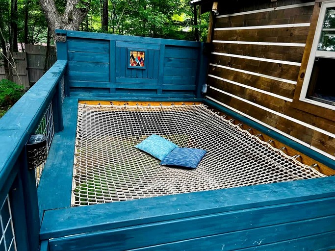 Cabins (United States of America, Chattanooga, Tennessee)