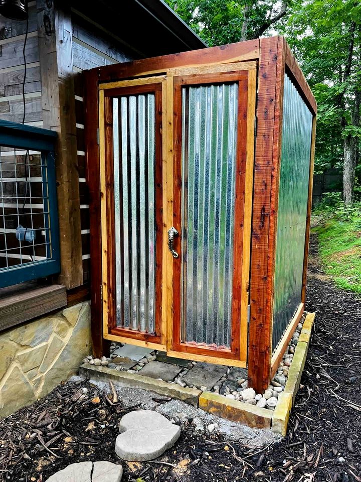 Glorious Glamping Space for Group or Family Gatherings in Tennessee's Beautiful Countryside