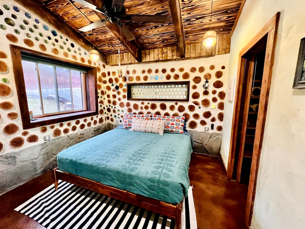 Glorious Glamping Space for Group or Family Gatherings in Tennessee's Beautiful Countryside