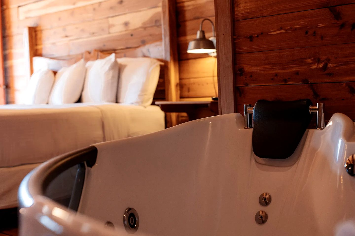 Comfortable Vacation Rental with River Access near Greers Ferry Lake in Arkansas