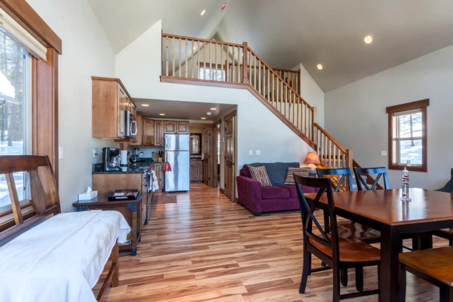 Inviting Vacation Cabin with Mountain Views near Glacier National Park, Montana