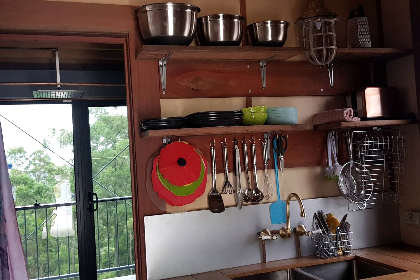 Stunning Tree House with Pool Access Ideal for Luxury Holiday Accommodation, Gold Coast