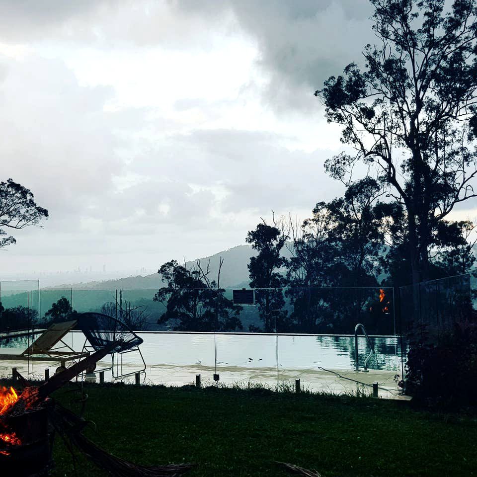 Stunning Tree House with Pool Access Ideal for Luxury Holiday Accommodation, Gold Coast