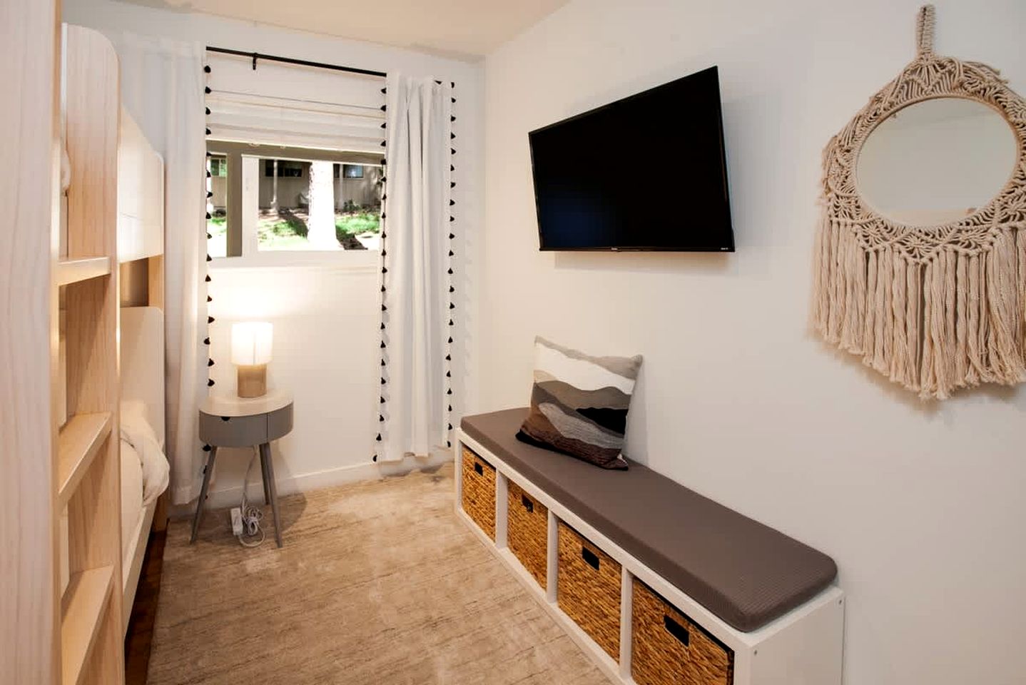 Stylish Mountain-View Townhome with Modern Comforts near Lake Tahoe in Incline Village, Nevada