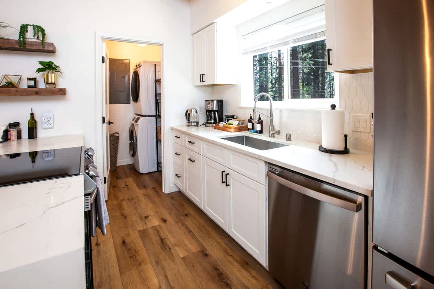 Stylish Mountain-View Townhome with Modern Comforts near Lake Tahoe in Incline Village, Nevada