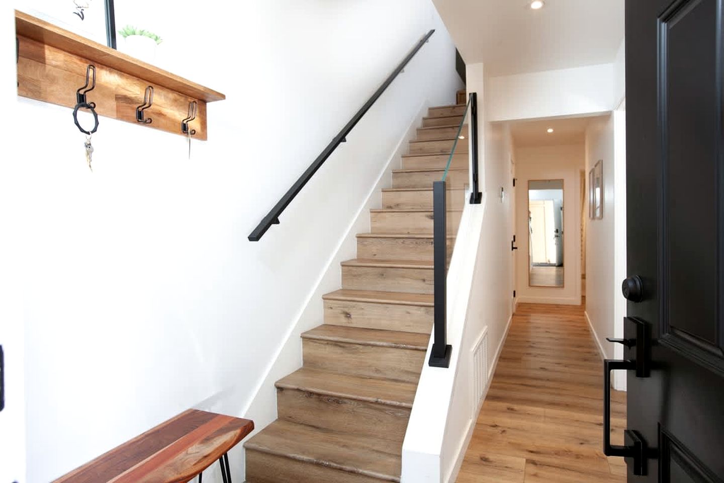 Stylish Mountain-View Townhome with Modern Comforts near Lake Tahoe in Incline Village, Nevada